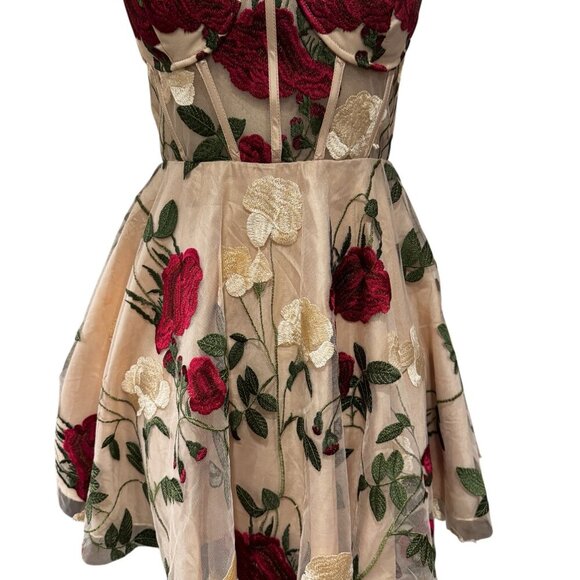 Floral Appliqué Window Panel Dress – Size 9/10 - Picture 2 of 4